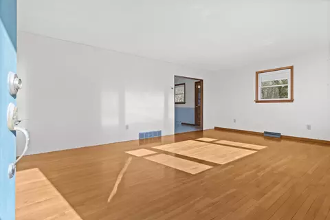 Living - 824 E Cedar St, Covington, VA 24426 photo 1 of 4