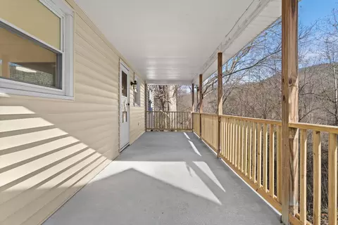 Exterior - 824 E Cedar St, Covington, VA 24426 photo 5 of 8