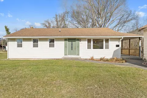 824 E Cedar St, Covington, VA 24426