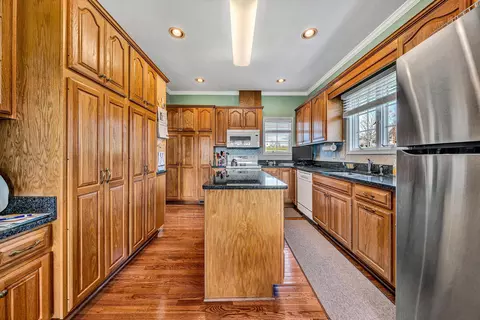 Kitchen - 225 Sconset Dr, Penhook, VA 24137 photo 1 of 3