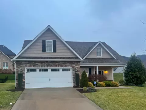 310 Altamira Dr, Roanoke, VA 24019