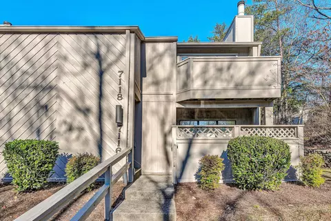 7118 Pine Ct, Roanoke, VA 24018
