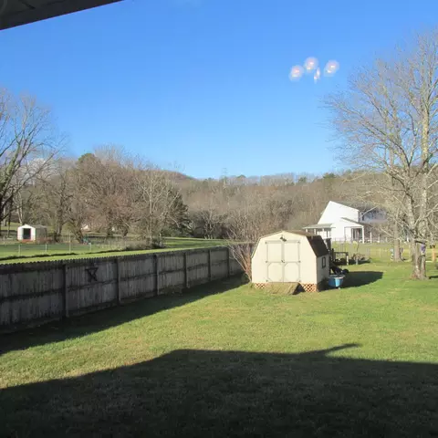 Exterior - 3719 Springvale St SE, Roanoke, VA 24014 photo 6 of 7