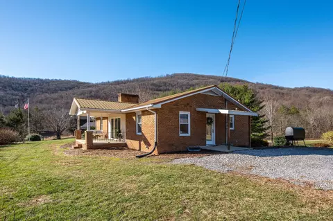 1149 Murrells Gap Rd, Bedford, VA 24523