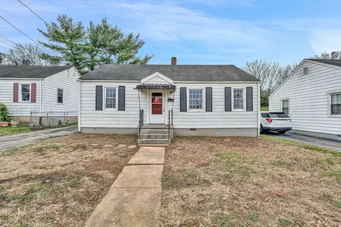 401 E Jackson Ave, Vinton, VA 24179 photo 21