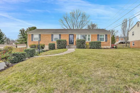 3455 Ashmeade Dr, Roanoke, VA 24018