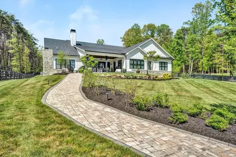 Exterior - 100 Tranquility Rd, Moneta, VA 24121 photo 6 of 33
