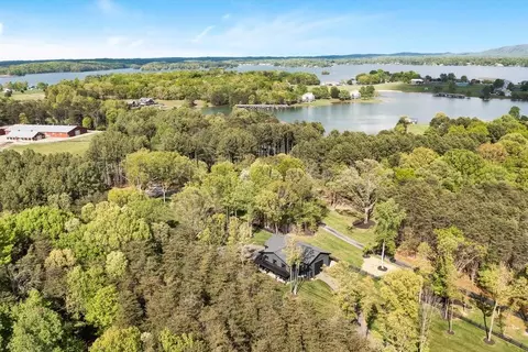 View/Area - 100 Tranquility Rd, Moneta, VA 24121 photo 2 of 3
