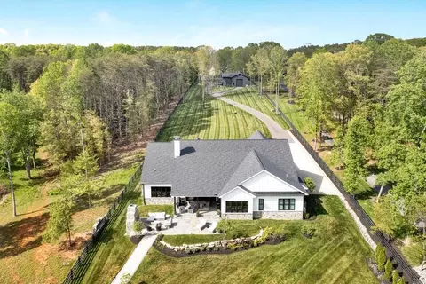 Exterior - 100 Tranquility Rd, Moneta, VA 24121 photo 5 of 33