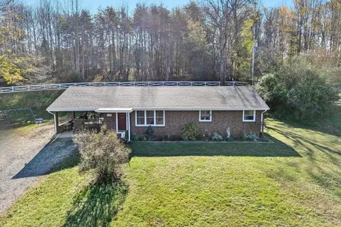 1450 Webster Rd, Glade Hill, VA 24092