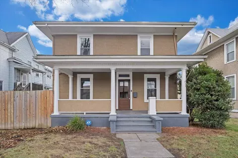 123 E Hawthorne St, Covington, VA 24426