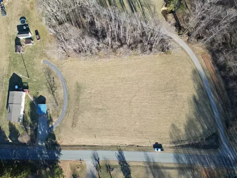 000 Altice Mill Rd, Rocky Mount, VA 24151