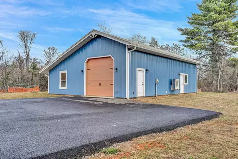 306 Carey Ave, Salem, VA 24153