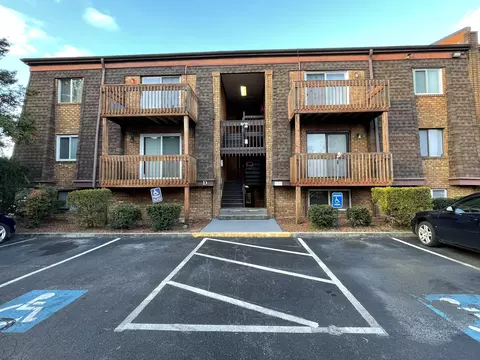 2840 Colonial Ave SW #D-6, Roanoke, VA 24015