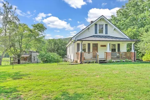 21800 Craigs Creek Rd, New Castle, VA 24127