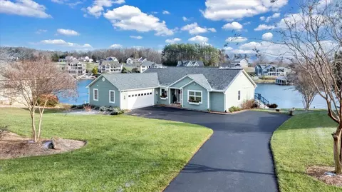 90 Southern Ky, Moneta, VA 24121