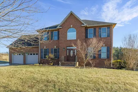 310 Greenfield St, Daleville, VA 24083