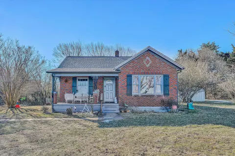 764 Burnt Chimney Rd, Wirtz, VA 24184