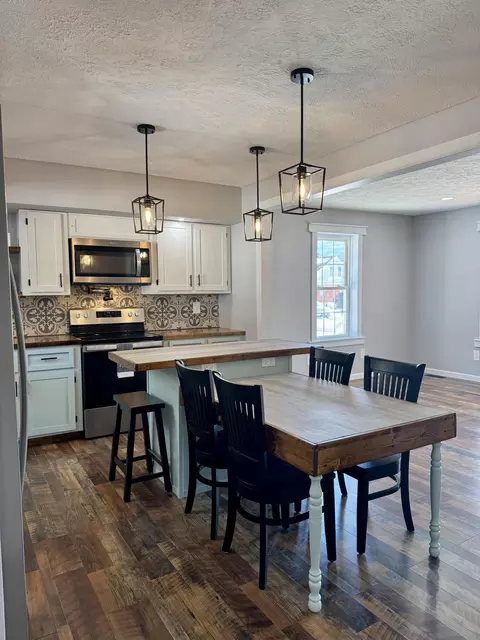 Kitchen - 1322 W Jackson St, Covington, VA 24426 photo 5 of 9