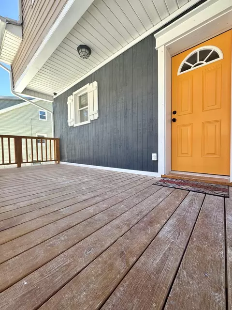 Exterior - 1322 W Jackson St, Covington, VA 24426 photo 9 of 15