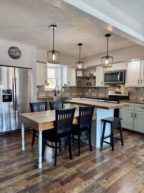 Kitchen - 1322 W Jackson St, Covington, VA 24426 photo 1 of 9