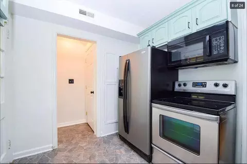 Kitchen - 2819 Cove Rd NW, Roanoke, VA 24017 photo 1 of 3