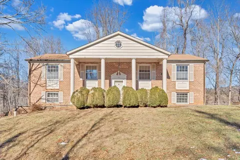 124 Sunset Dr, Stuart, VA 24171