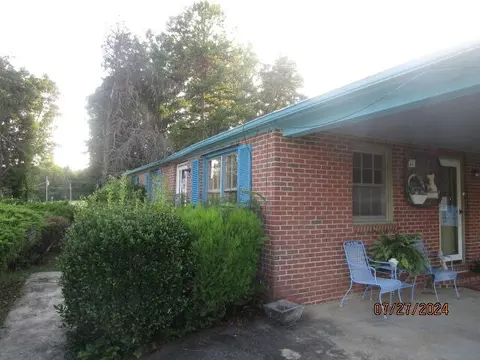 5489 Promise Land Rd, Appomattox, VA 24522