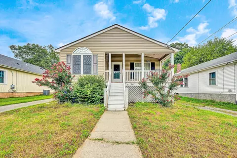 2610 King St NE, Roanoke, VA 24012