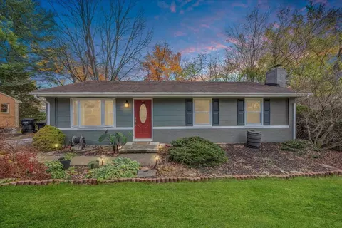 5137 Waxmyrtle Dr, Roanoke, VA 24019