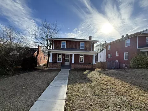 2040 Mountain View Ter SW, Roanoke, VA 24015