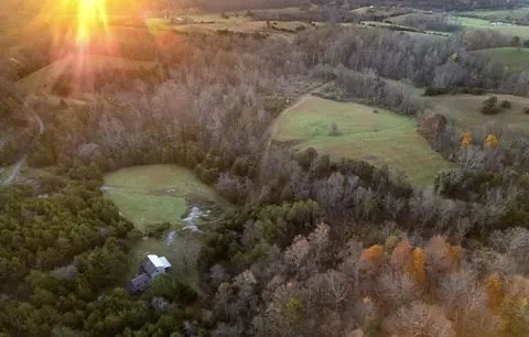 305 County Line Rd, Buchanan, VA 24066