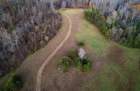 305 County Line Rd, Buchanan, VA 24066 photo 5