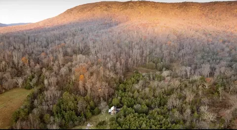 305 County Line Rd, Buchanan, VA 24066 photo 2