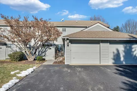 2432 Post Oak Rd, Salem, VA 24153