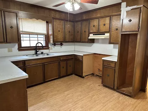 Kitchen - 413 Patsy Ave, Collinsville, VA 24078 photo 1 of 2