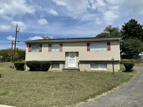 3745 Green Spring Ave NW, Roanoke, VA 24017