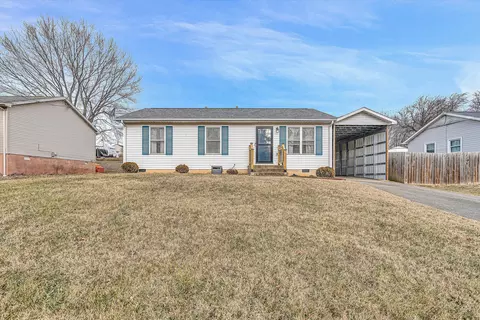 5121 Springfield Ave NW, Roanoke, VA 24017