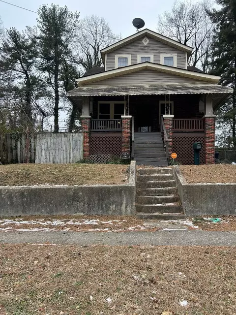 2206 Staunton Ave NW, Roanoke, VA 24017