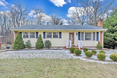 5048 Northwood Dr NW, Roanoke, VA 24017