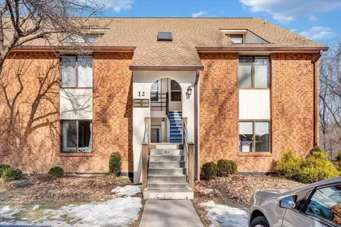 3265 Forest Ridge Rd, Roanoke, VA 24018
