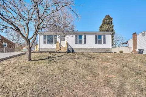 2829 Creekwood Dr, Salem, VA 24153