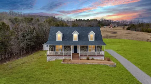 51 Fox Run Rd, Boones Mill, VA 24065