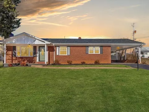 7156 Fairystone Park Hwy, Bassett, VA 24055