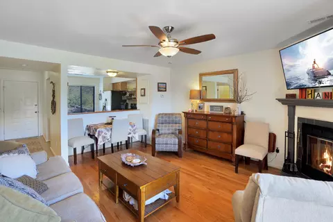 304 Harbor Ridge Dr, Goodview, VA 24095 photo 9