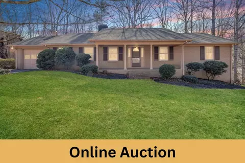 155 Oxford Cir, Rocky Mount, VA 24151
