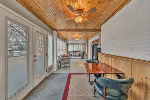 2300 Buccaneer Rd, Moneta, VA 24121 photo 9