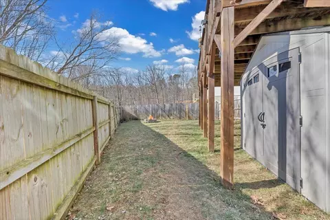 Exterior - 2000 Tula Dr, Salem, VA 24153 photo 6 of 12