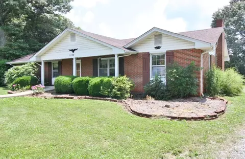 11190 Stewartsville Rd, Vinton, VA 24179