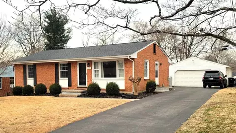 5428 Oakland Blvd N, Roanoke, VA 24019